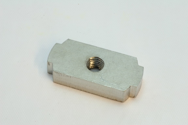 Gewindeplatte Kuhbox A4