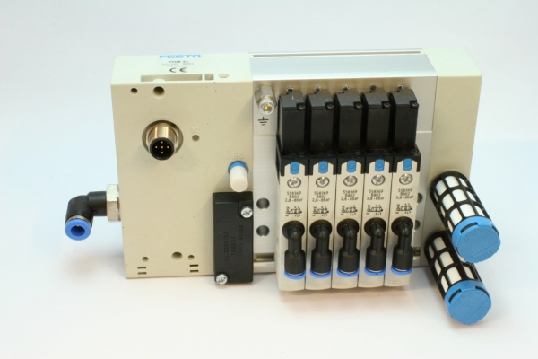 Festo Steuereinheit M4Use Ventile  A4